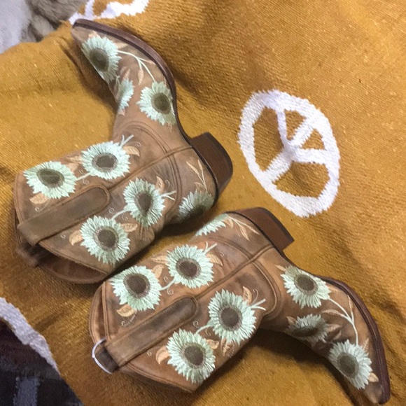 Old Gringo Sunflower Boots size 7 1/2 - Picture 3 of 11